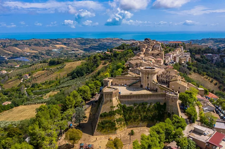 Fortezza Medievale di Acquaviva Picena